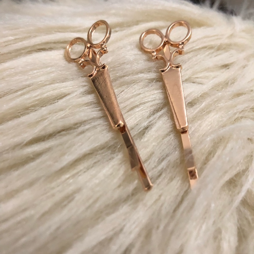 {BROOKLYNN} Cut the Drama scissor hair pin set - Picture 5 of 8